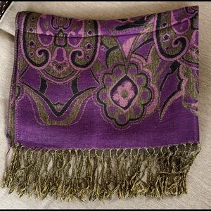 New Scarf/Shaw/Wrap. Purple/Gold
